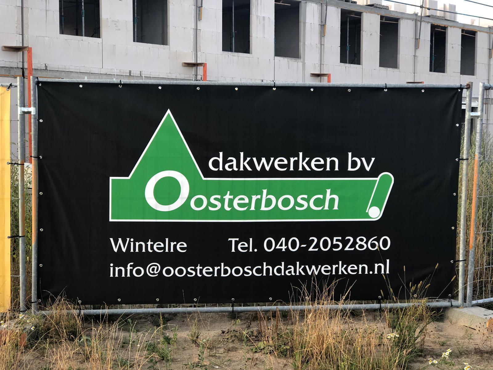 Bouwhekdoek in gebruik op een bouwlocatie